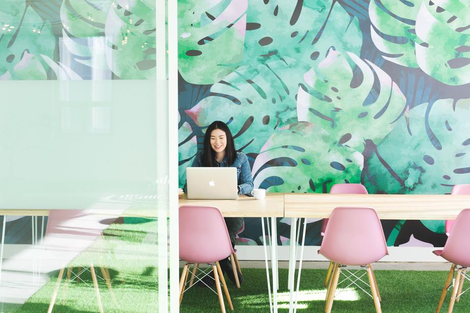 leaf-mural-office-space_925x_a1cf4972-0a46-4a56-9bc5-07ce8e0085f0_1024x.jpg